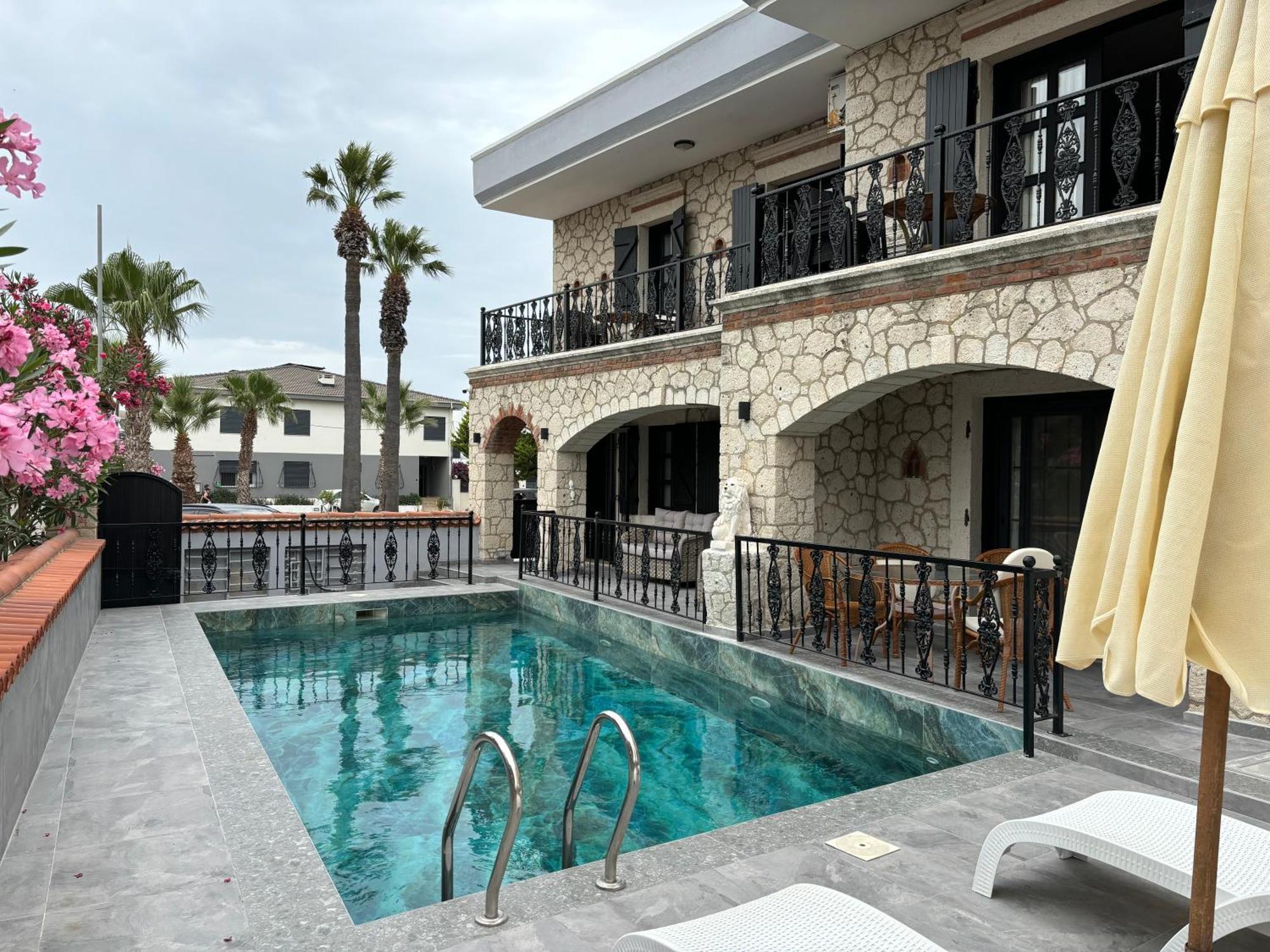 Yalcinkaya Tas Apart Cesme Exterior photo